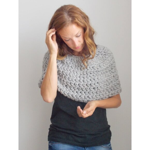 P.T. Designs Women's Navy Lambswool Blend Chunky Knit Shrug Cowl Neck Warmer. OS - Picture 3 of 10